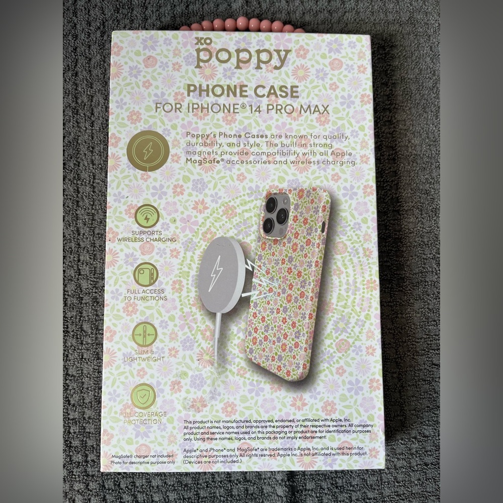 Phone case and air pod bundle - Picture 3 of 6